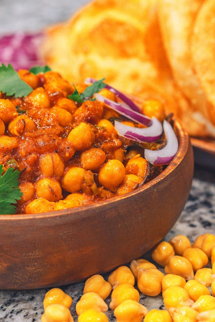 Stewed Chickpeas and Onions - Bean Recipe